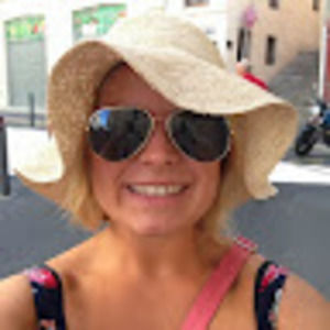 Meet your Posher, Elizabeth